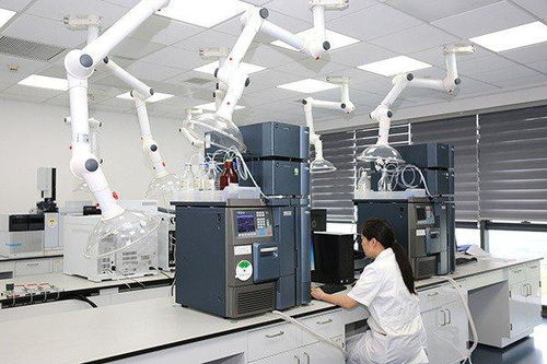 康婷集團榮獲“社會責任先進企業”獎并推動ERP系統開發，彰顯企業責任與創新實力